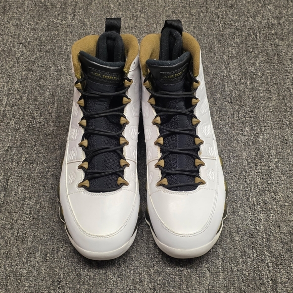 2015 Nike Air Jordan 9 IX Retro Statue 302370-109 Size 11